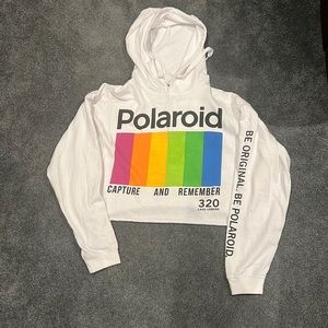 Cropped hoodie with polaroid logo.